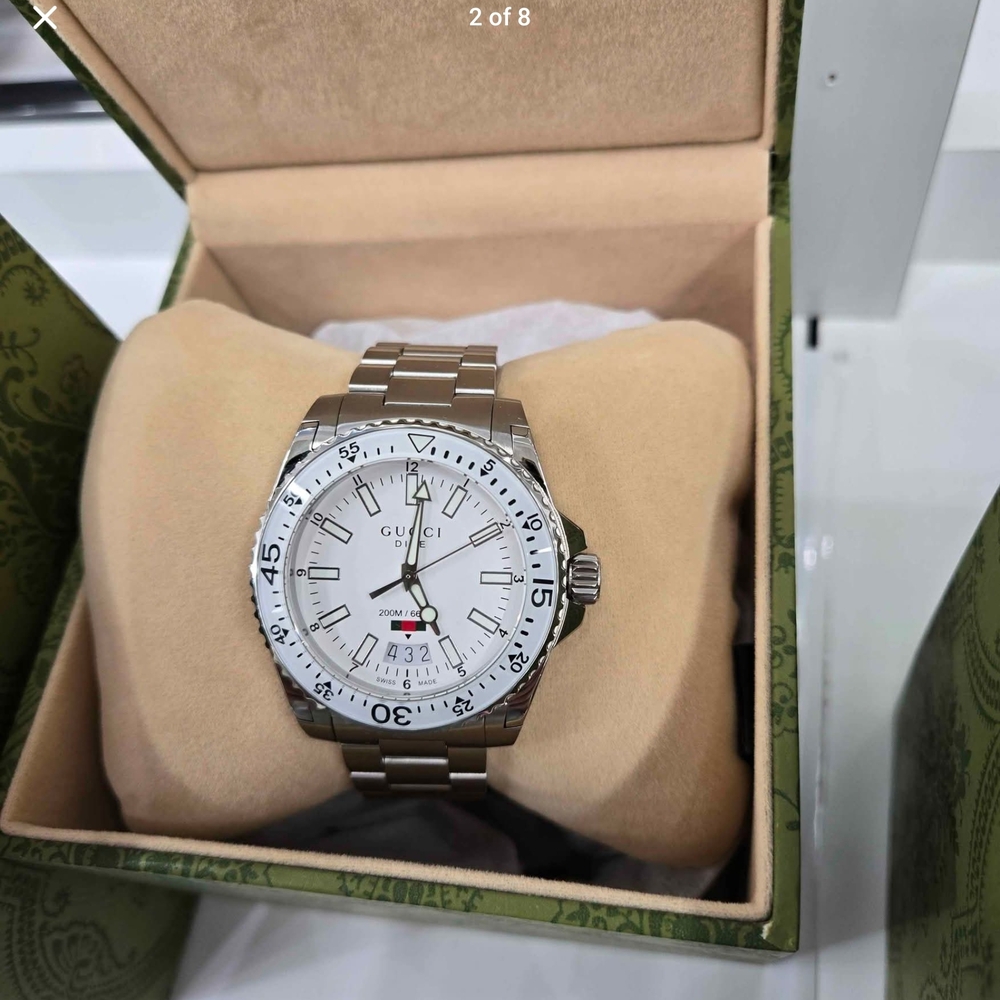 Gucci Silver and White Men's Watch